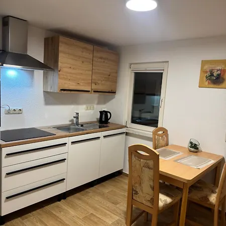 Apartment Stilvolle Im Herzen Von Arnstadt, Modern & Zentral